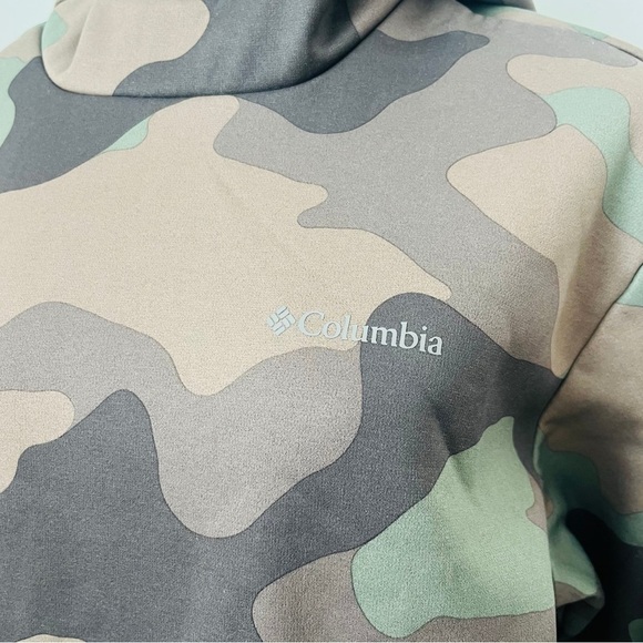 Columbia Camouflage Hoodie Sweater - Picture 7 of 8